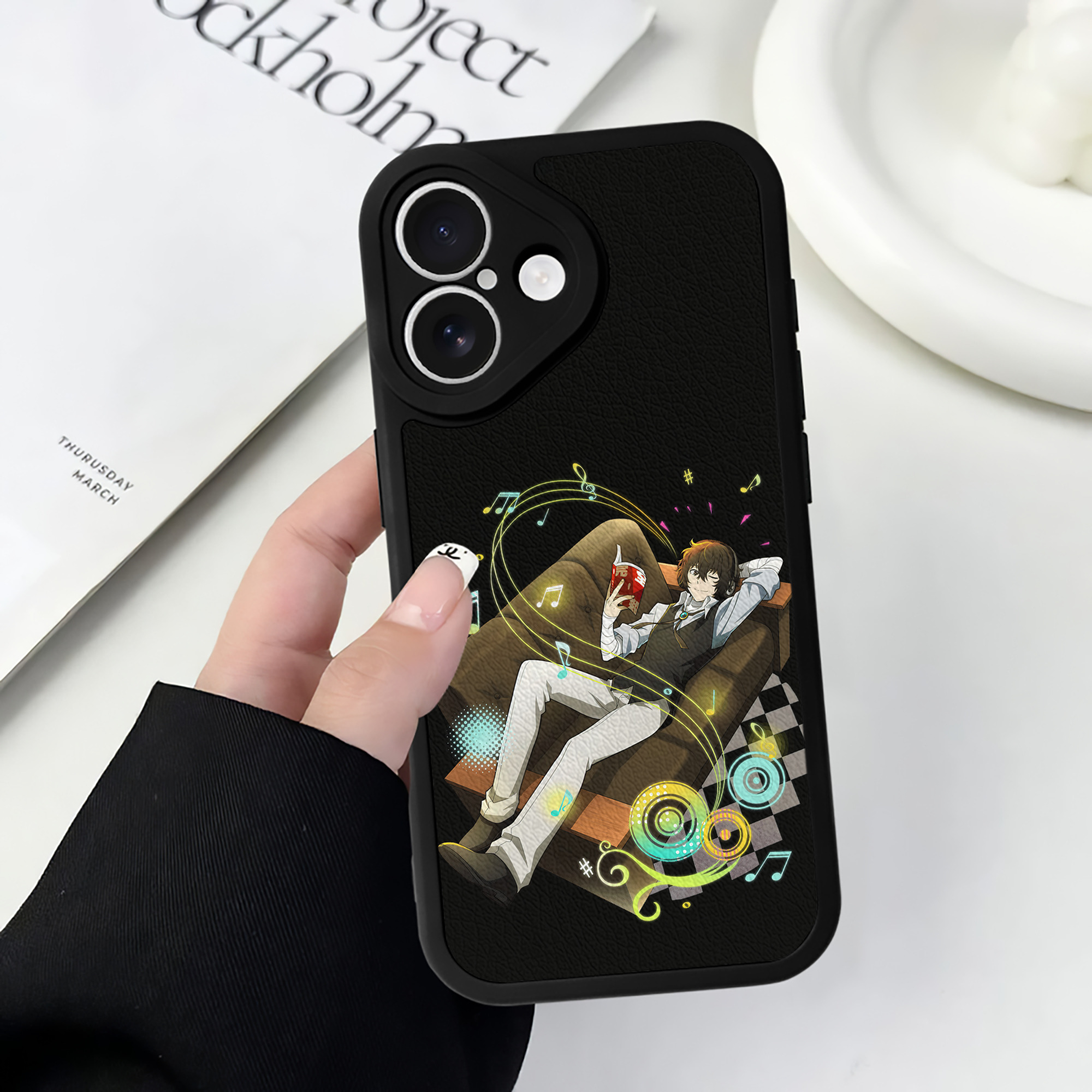 （画像用） 文豪ストレイドッグス Bungo Stray Dogs 【iPhone 16シリーズ対応】シリコンスマホケース（レザー調） 材質：シリコン